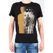 T-shirt Lee Photo Tee Black L60BAI01