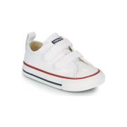 Lage Sneakers Converse CHUCK TAYLOR ALL STAR 2V FOUNDATION OX