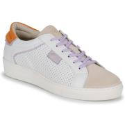 Lage Sneakers Betty London SANDRA