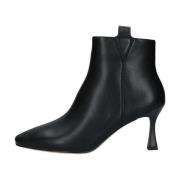 Enkellaarzen Nine West -