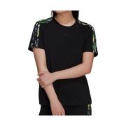 T-shirt adidas -