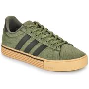 Lage Sneakers adidas DAILY 4.0