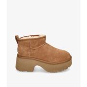 Enkellaarzen UGG CLASSIC ULTRA MINI NEW HIGHTS