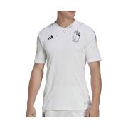 T-shirt adidas -