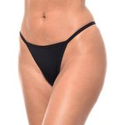 Tanga's Janira 1033695-NEGRO