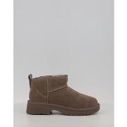 Enkellaarzen UGG CLASSIC ULTRA MINI NEW HEIGHTS