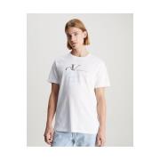 T-shirt Korte Mouw Calvin Klein Jeans J30J325352