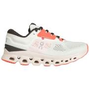 Hardloopschoenen On Running Cloudstratus 3