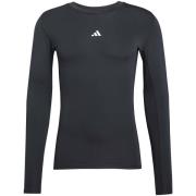 T-shirt adidas -