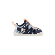 Sneakers MTNG -