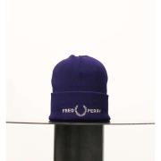 Pet Fred Perry -