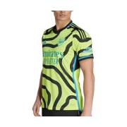 T-shirt adidas -
