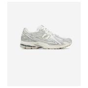 Lage Sneakers New Balance 1906R Silver Metallic Sea Salt