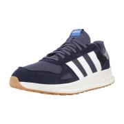 Lage Sneakers adidas RUN 84