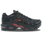 Lage Sneakers Nike Air Max Plus Black University Red