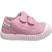 Sneakers Victoria basket