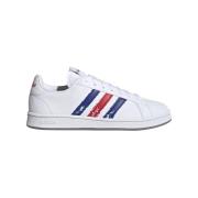 Lage Sneakers adidas Court Beyond