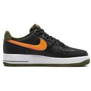 Lage Sneakers Nike Air Force 1 07 LV8