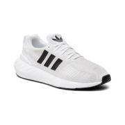 Lage Sneakers adidas Swift Run 22