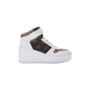Hoge Sneakers Guess Baskets