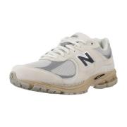 Lage Sneakers New Balance U2002