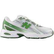 Lage Sneakers New Balance 740 White Alpine Green