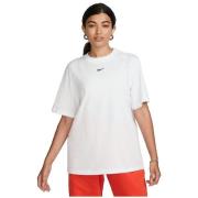T-shirt Korte Mouw Nike T-shirt Sportswear Essential blanc