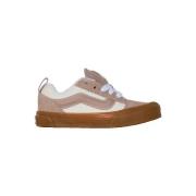 Lage Sneakers Vans Baskets Knu Skool Beige en cuir