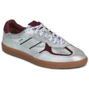 Lage Sneakers ALOHAS Tb.490
