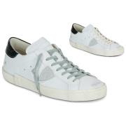 Lage Sneakers Philippe Model PRSX LOW MAN