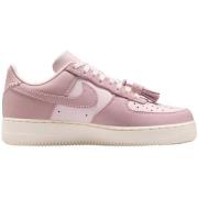 Lage Sneakers Nike Air Force 1 '07 pink