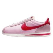 Lage Sneakers Nike Cortez TXT Medium Soft Pink Sail