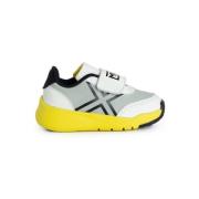 Lage Sneakers Munich Chon 1600004 Amarillo