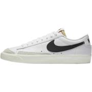 Lage Sneakers Nike DA6364-101