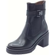 Low Boots NeroGiardini I514790D Guanto