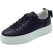 Sneakers NeroGiardini E306520D
