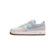 Lage Sneakers Nike Air Force 1 '07 LV8