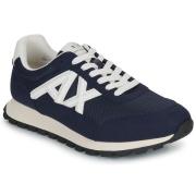 Lage Sneakers Armani Exchange XM001960