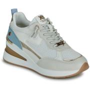 Lage Sneakers Xti -