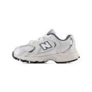 Lage Sneakers New Balance IZ530KA