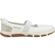 Ballerina's Mustang Slipper