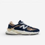Lage Sneakers New Balance 9060 Navy Mushroom