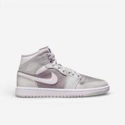 Hoge Sneakers Nike jordan-1-mid-photon-dust-atmosphere-grey-womens