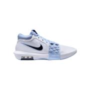 Hoge Sneakers Nike LeBron Witness 8 UNC