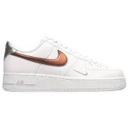 Lage Sneakers Nike Air Force 107