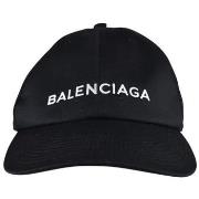 Pet Balenciaga -