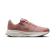 Lage Sneakers Nike BUTYNIKEWRUNDEFYHM9593601
