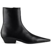 Enkellaarzen Saint Laurent -