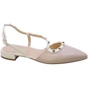 Ballerina's Nacree 146514