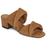 Slippers Anthology Paris GRAZIA